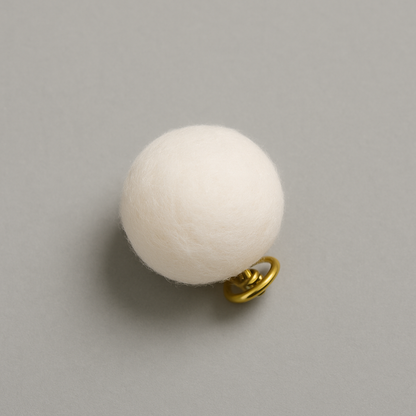 FREEDOM POMPOM 100 (50 Pins & 50 Magnets)